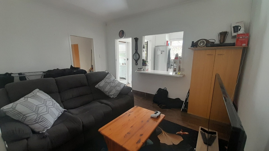 To Let 1 Bedroom Property for Rent in Kenilworth Western Cape